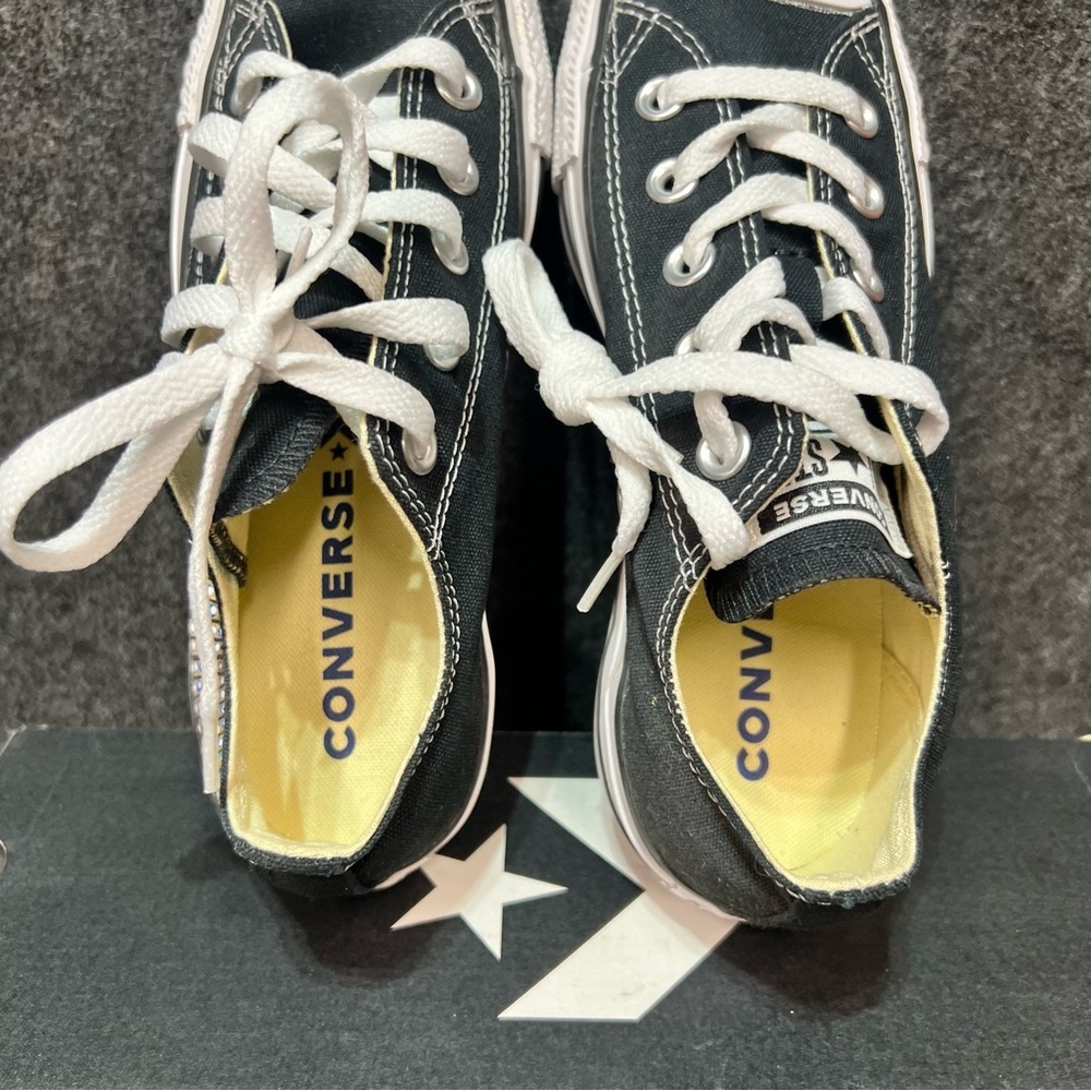 Converse Low Top “Ruth Bader Ginsburg” Women’s Shoes Size 6 - Picture 12 of 13